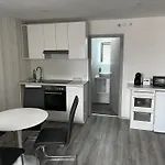Messe-hotelzimmer-appartements Appartement *